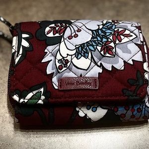Vera Bradly trifold Wallet